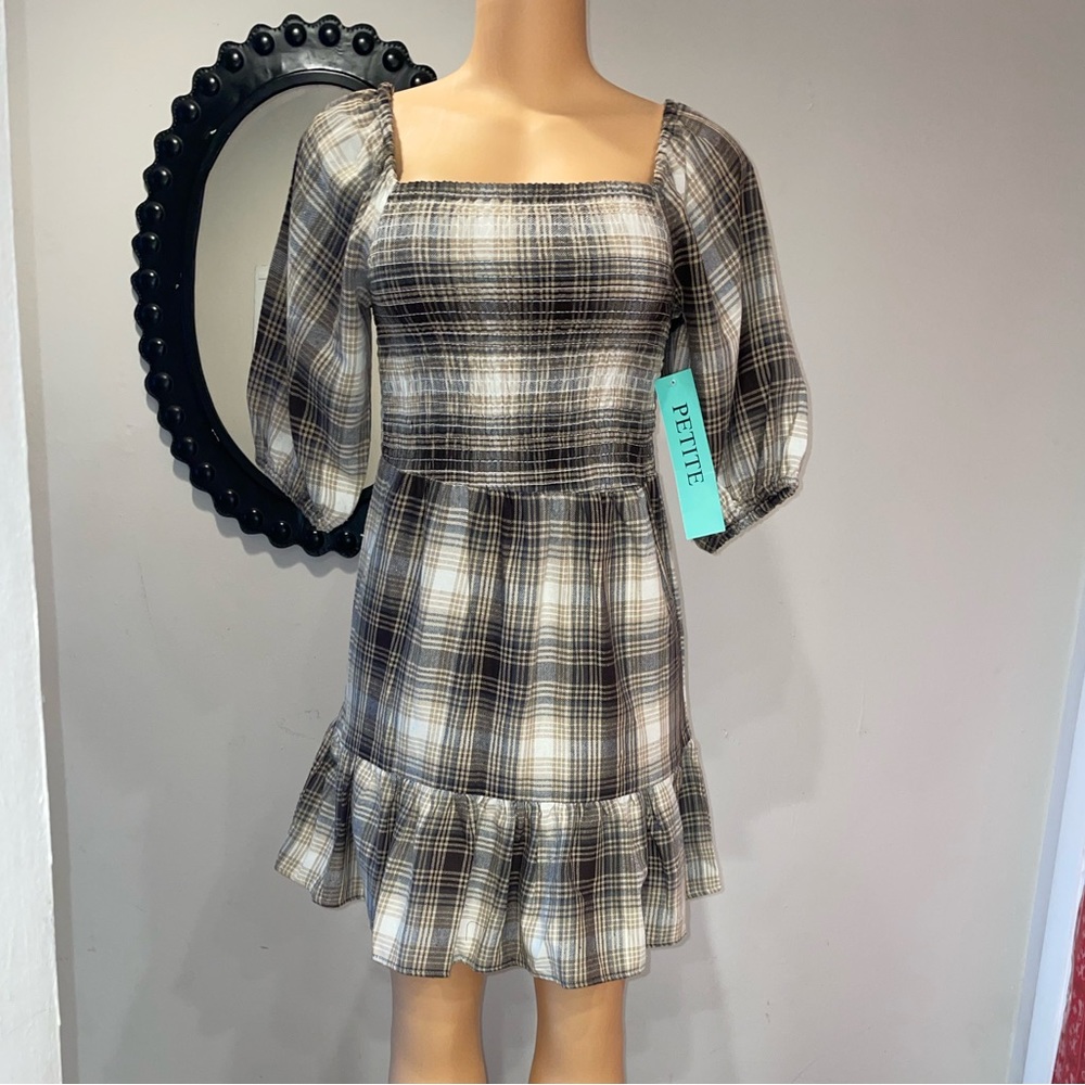 NWT MINI CHECKERED DRESS MEDIUM SLEEVE SIZE PETITE SMALL AND PETITE MEDIUM